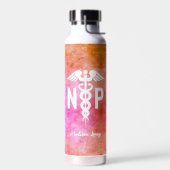 ナース開業医NPピンクメディカルパーソナライズされた ウォーターボトル (左面)