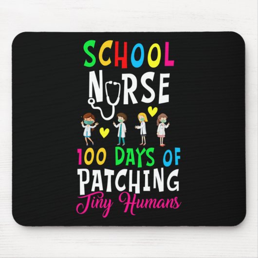 ナース100日のパッチ適用の小さな人間おもしろい100日 マウスパッド (正面)