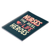 ナース- The 実在 Life Heroesレトロ70s ノートブック (左側)