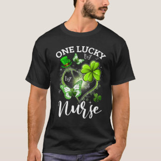 ナースSt patricks dayワンラッキーナースアイリッシュシャーマー Tシャツ