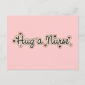 ナースTシャツとギフトを抱き締める ポストカード (正面)