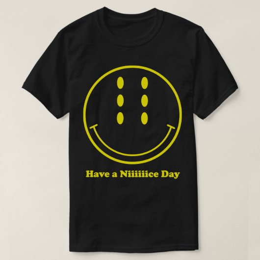 ニイアイデイ前と後ろ5日を過ごす Tシャツ (デザイン正面)