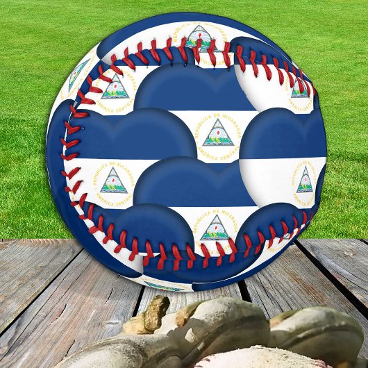 ニカラグア国旗、ハート – ベースボール、ニカラグア大好き 野球ボール