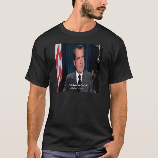 ニクソン&泥棒じゃない名言 Tシャツ (正面)