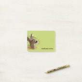 ニグレポートレートの笑顔の鹿の子鹿 ポストイット (デスク上)