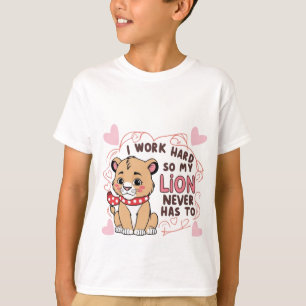 ニコニコ獅子 – かわいい幸せベビー獅子Tシャツ Tシャツ