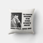 ニコラテスラ漸進的な人間引用文 クッション (裏面)