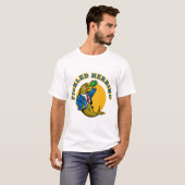 ニシンの魚のスーツの飲むビール瓶 Tシャツ (正面フル)