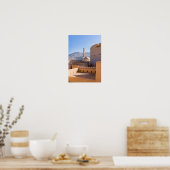 ニズワのグランドモスクとミナレット – オマーン ポスター (キッチン)