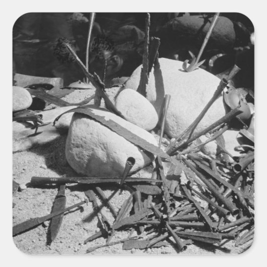 ニダム横で発見されたアングロサクソン兵器 スクエアシール (正面)