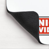 ニックはビデオゲームのマウスパッドを遊びます マウスパッド (コーナー)