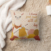 ニットのスカーフを着た漫画のラマ クッション (ブランケット)