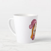 ニット帽で犬のバセット・ハウンドが繁殖する カフェラテマグ (左アングル)