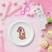 ニット帽で犬のバセット・ハウンドが繁殖する ペーパープレート (パーティー)