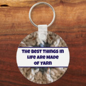 ニットBeige青い糸の写真クレフティクロシェのクレフター キーホルダー (正面)