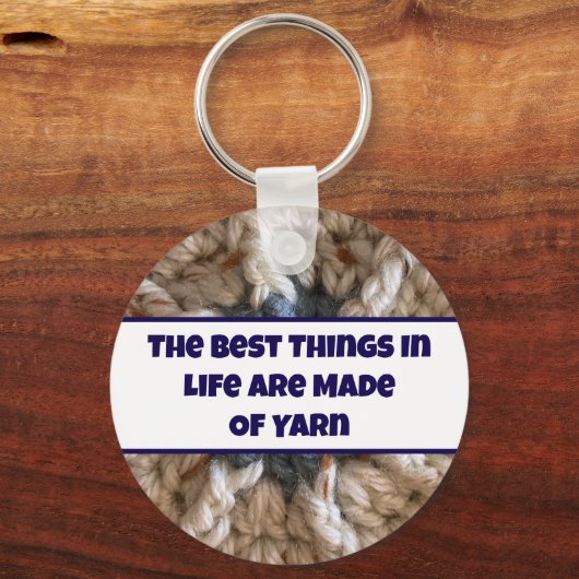 ニットBeige青い糸の写真クレフティクロシェのクレフター キーホルダー (正面)