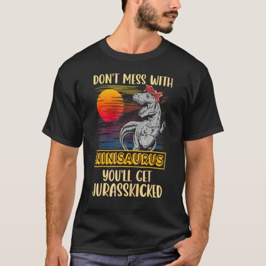 ニニレックス恐竜モンミーサウラス Tシャツ (正面)
