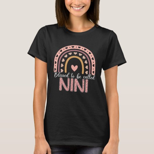 ニニ賛美ヒョウの虹かわいいママと呼ばれる Tシャツ (正面)