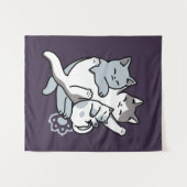 ニャーニャーニャー鳴き声 – かわいい寝猫 タペストリー (正面(横))