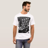 ニュルンベルクの試験。 on_Warイメージの下で見ること Tシャツ (正面フル)