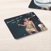 ニューイヤーイブパーティーの女の子のシークンドレス スクエアペーパーコースター (アングル)