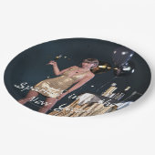 ニューイヤーイブパーティーの女の子のシークンドレス ペーパープレート (アングル)