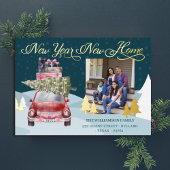 ニューイヤー新しいホームシック赤いレトロ車の移動写真 箔シーズンカード