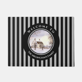 ニューイングランドの冬クリスマスブラックグレーサークル ドアマット