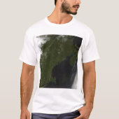 ニューイングランドの衛星ビュー Tシャツ (正面)