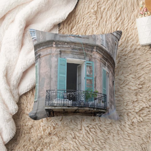 ニューオーリンズクフランスのォーターバルコニーフォト枕 クッション (ブランケット)