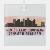 ニューオーリンズシティスカイライン緯度と経度 ガラスオーナメント (正面)