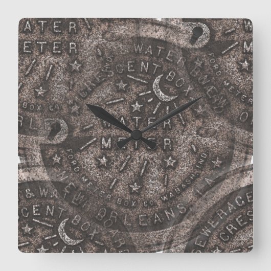 ニューオーリンズ、水道メーターの蓋 スクエア壁時計 (正面)
