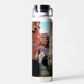 ニューキャッスル階段を下りて ウォーターボトル (背面)