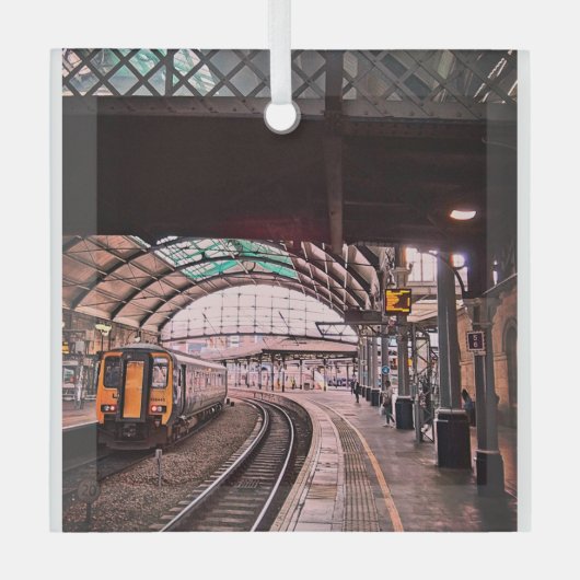 ニューキャッスル駅 ガラスオーナメント (正面)