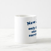 ニュージャージーは強い生き延び人だ コーヒーマグカップ (中央)