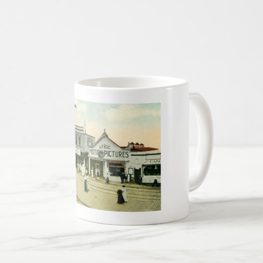 ニュージャージー州メイ岬ボードウォークヴィンテージ コーヒーマグカップ (正面右)