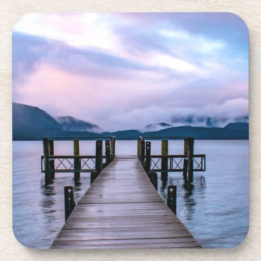 ニュージーランドのコースターセット6、テアナウ湖 コースター (正面)