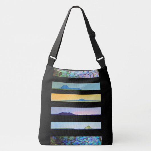 ニュージーランドの北の島風景 クロスボディバッグ (正面)
