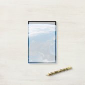 ニュージーランドの北島。 ポストイット (デスク上)