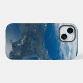 ニュージーランドの北島。 iPhone 15ケース (裏面横)