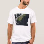 ニュージーランドの南の島の大部分のビュー Tシャツ (正面)