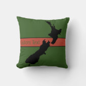 ニュージーランドの国のイメージの黒ON GREEN NZ KIWI クッション (正面)
