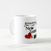 ニュージーランドの誰かは私を愛します コーヒーマグカップ (正面左)