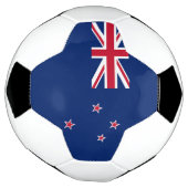 ニュージーランド国旗を掲げた愛国的なサッカーボール サッカーボール (回転)