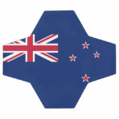 ニュージーランド国旗を掲げた愛国的なサッカーボール サッカーボール (フラット)