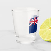 ニュージーランド国旗を掲げた愛国的なショットグラス ショットグラス (左)