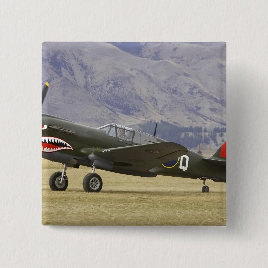 ニュージーランド, オタゴ州, ワナカ, Warbirds Over 5 缶バッジ (正面)