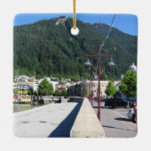 ニュージーランド、オタゴ、クイーンズタウン セラミックオーナメント (裏面)