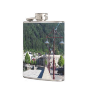 ニュージーランド、オタゴ、クイーンズタウン フラスク (左)