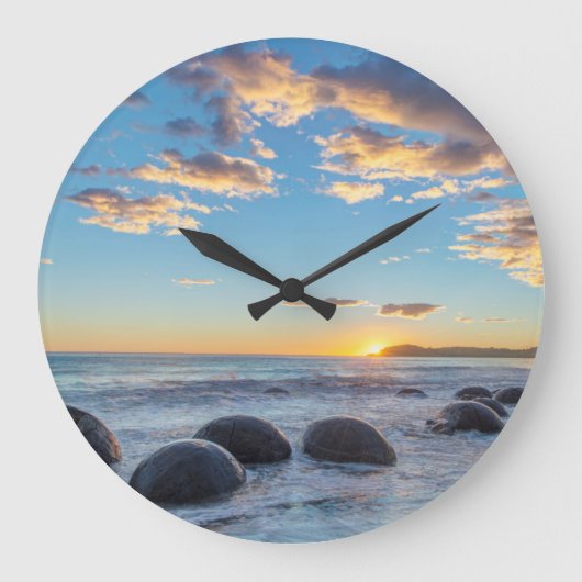 ニュージーランド、サウスアイランド、モエラキ大きい石 ラージ壁時計 (正面)